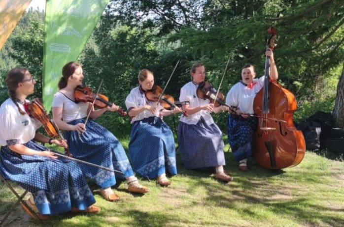 Tydzień Kultury Beskidzkiej - dzień trzeci - kapela Wisła